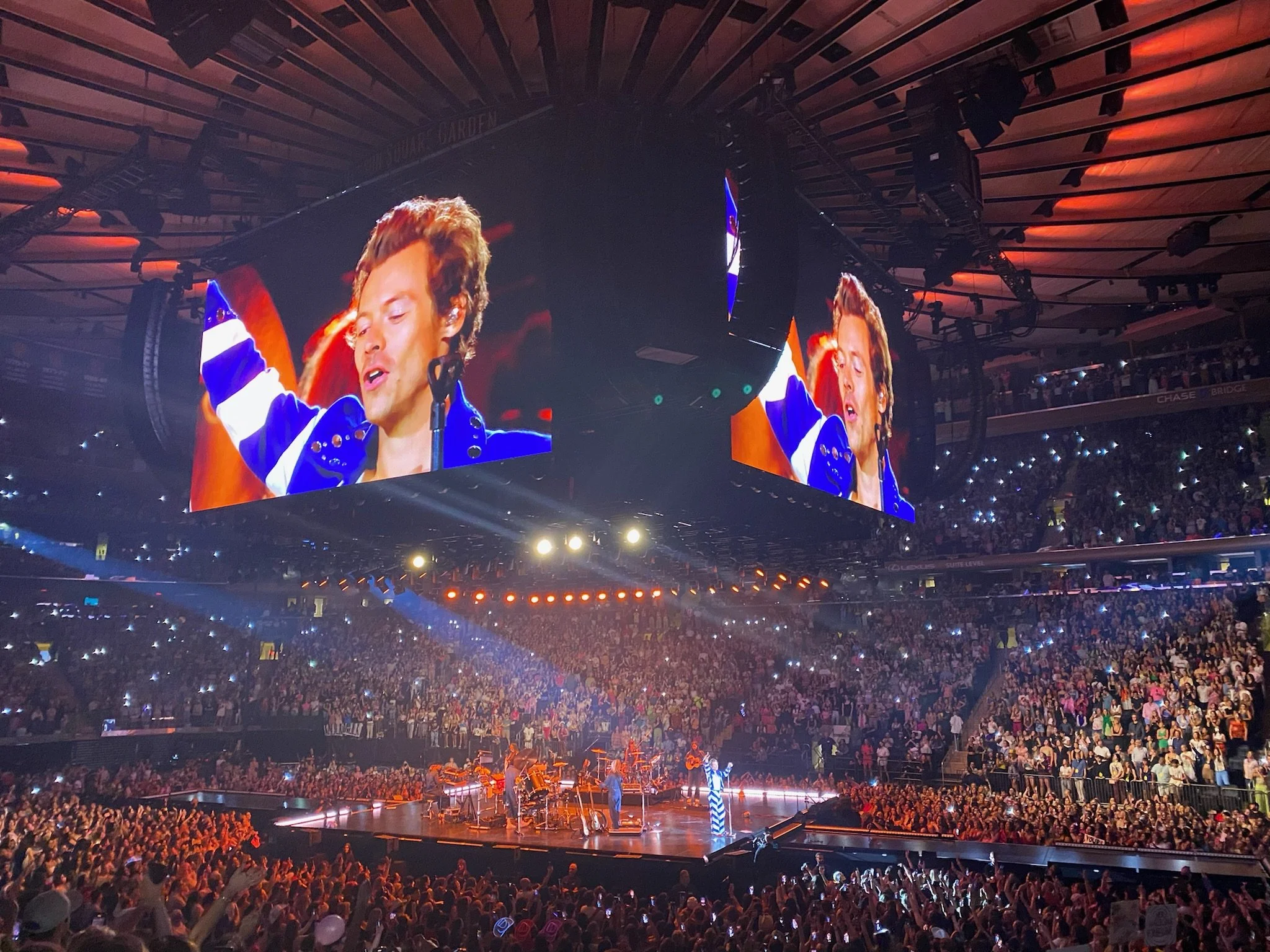 Harry Styles says goodbye to Madison Square Garden after